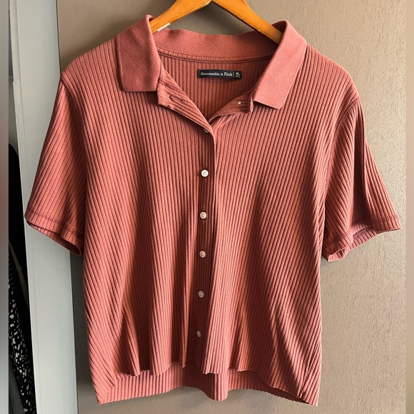 Cropped T-shirt - Picture 1 of 3